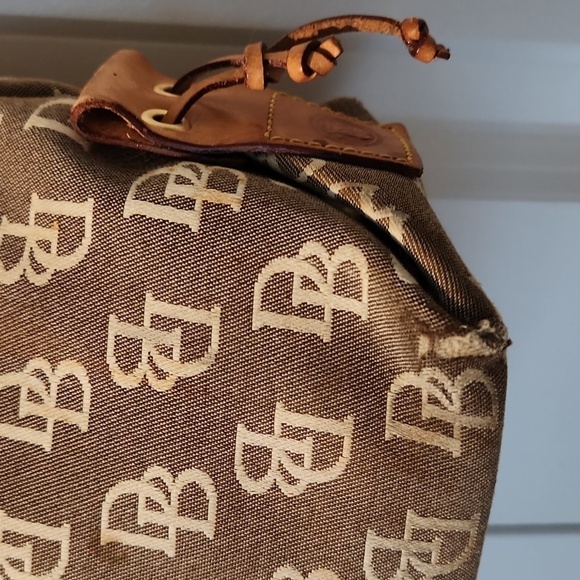 Dooney & Bourke  handbag - Picture 5 of 7